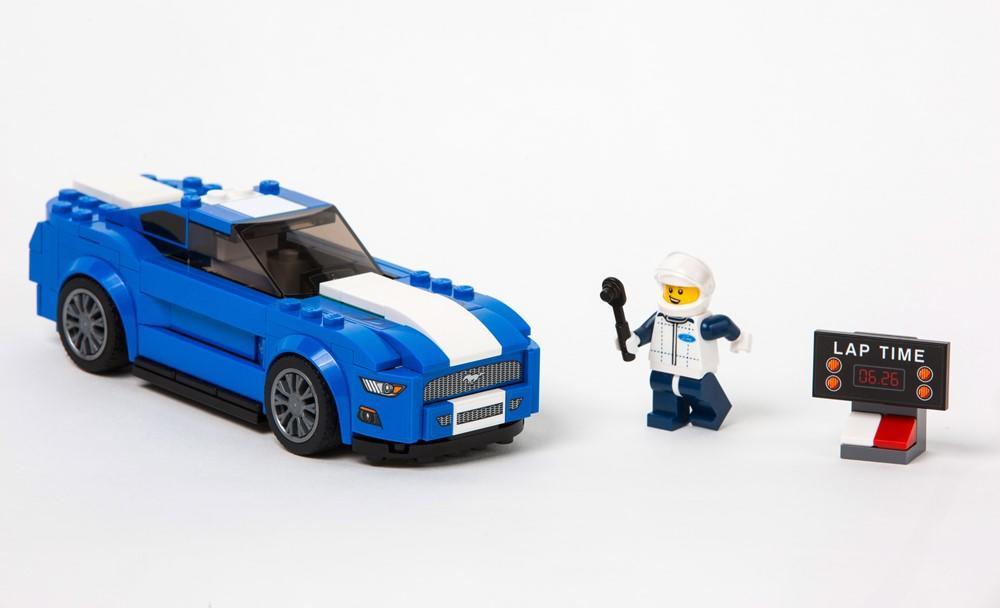 https://www.meinauto.de/pics/wpimages/2016/01/Lego-Ford-Mustang-Set-2016-Spielzeug.jpg
