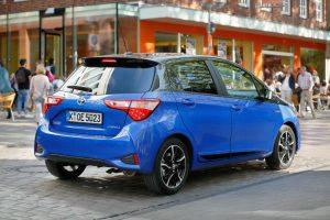 toyota-yaris-2017-ausen-hinten-schraeg