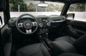 jeep-wrangler-jk-edition-2018-innen-cockpit