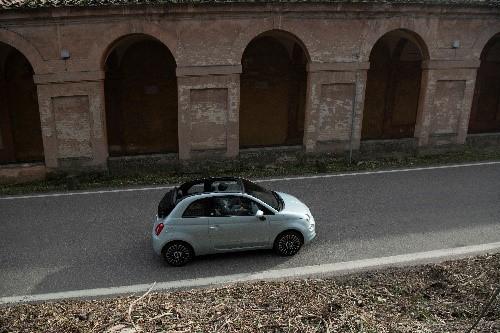 Fiat 500 Hybrid im Test (2020): Haucht ein Mild-Hybrid dem 500er frisches  Leben ein? 